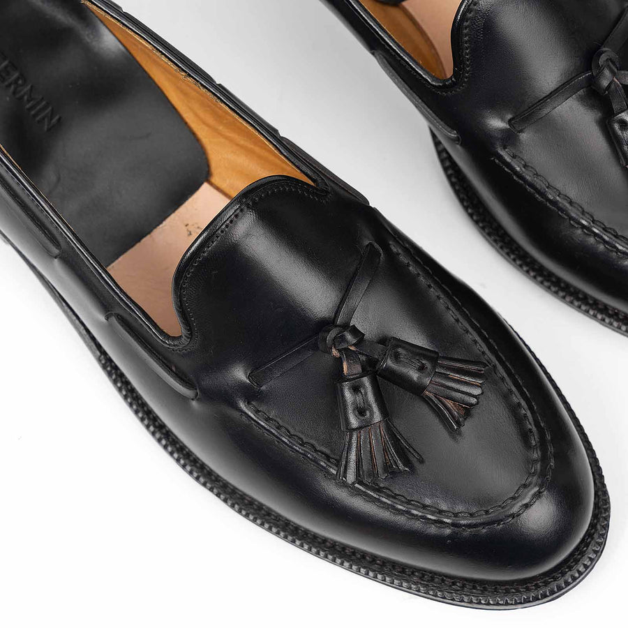 501035 - BLACK HERITAGE SHELL CORDOVAN - E