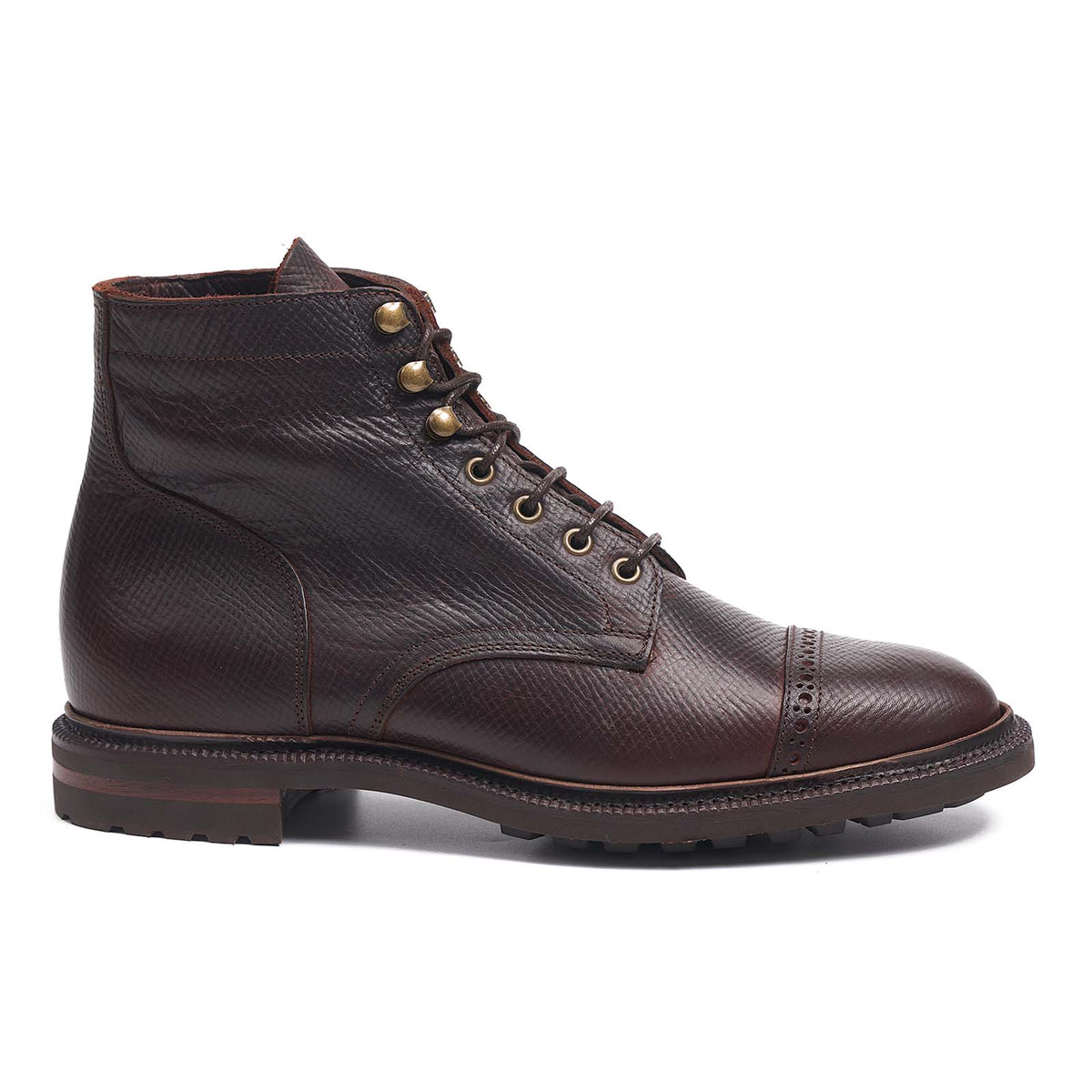 Meermin polo oiled crossboard cap-toe boot, side profile showing brogue detailing, lace hooks, and lug sole